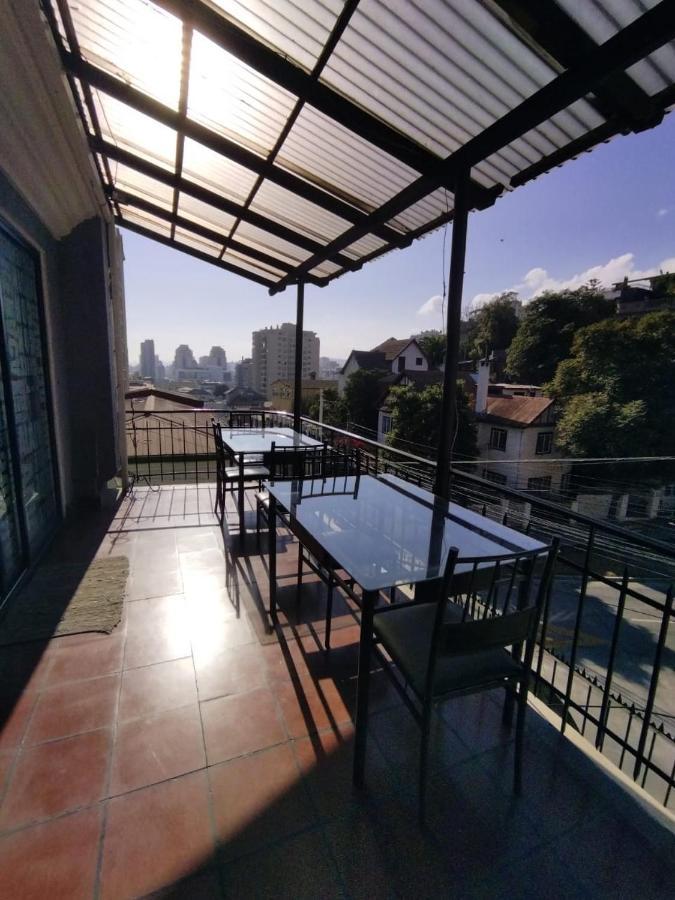 Hostal Casa Lhotse Vina del Mar Bagian luar foto